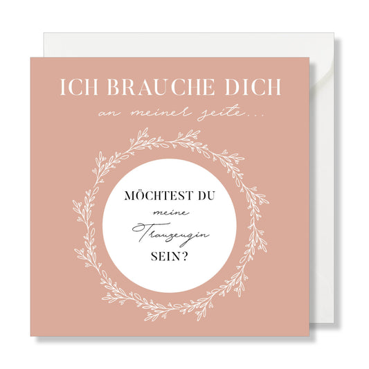 Gelbe quadratische Grußkarte "ich liebe dich mehr als Käse".