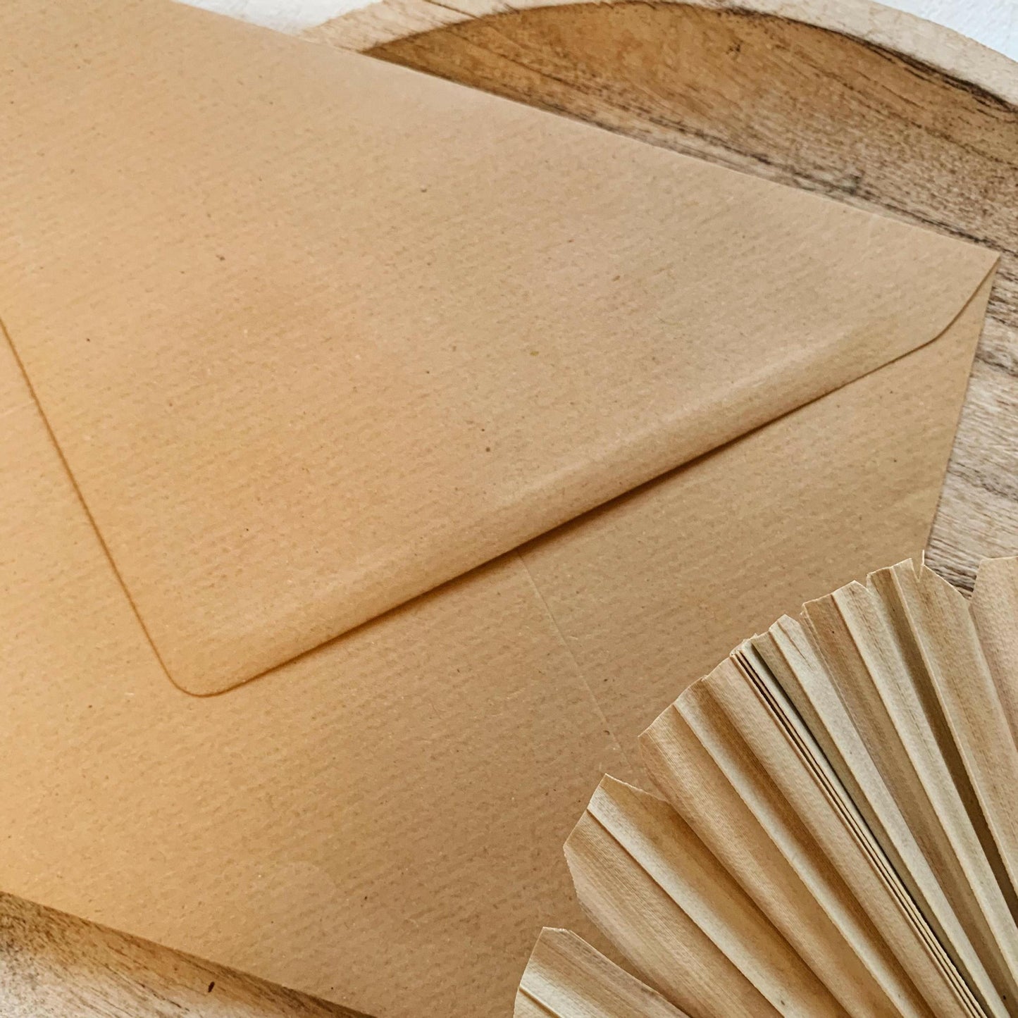 ENVELOPPE KRAFT STRIÉE C5 - SEVEN PAPER